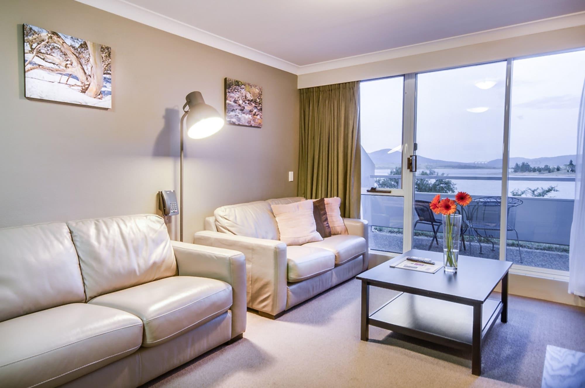 Horizons Lake Jindabyne Buitenkant foto